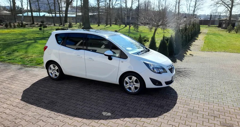 opel Opel Meriva cena 24000 przebieg: 193000, rok produkcji 2012 z Młynary